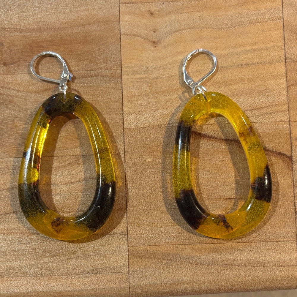 Faux Turtleshell dangle earrings